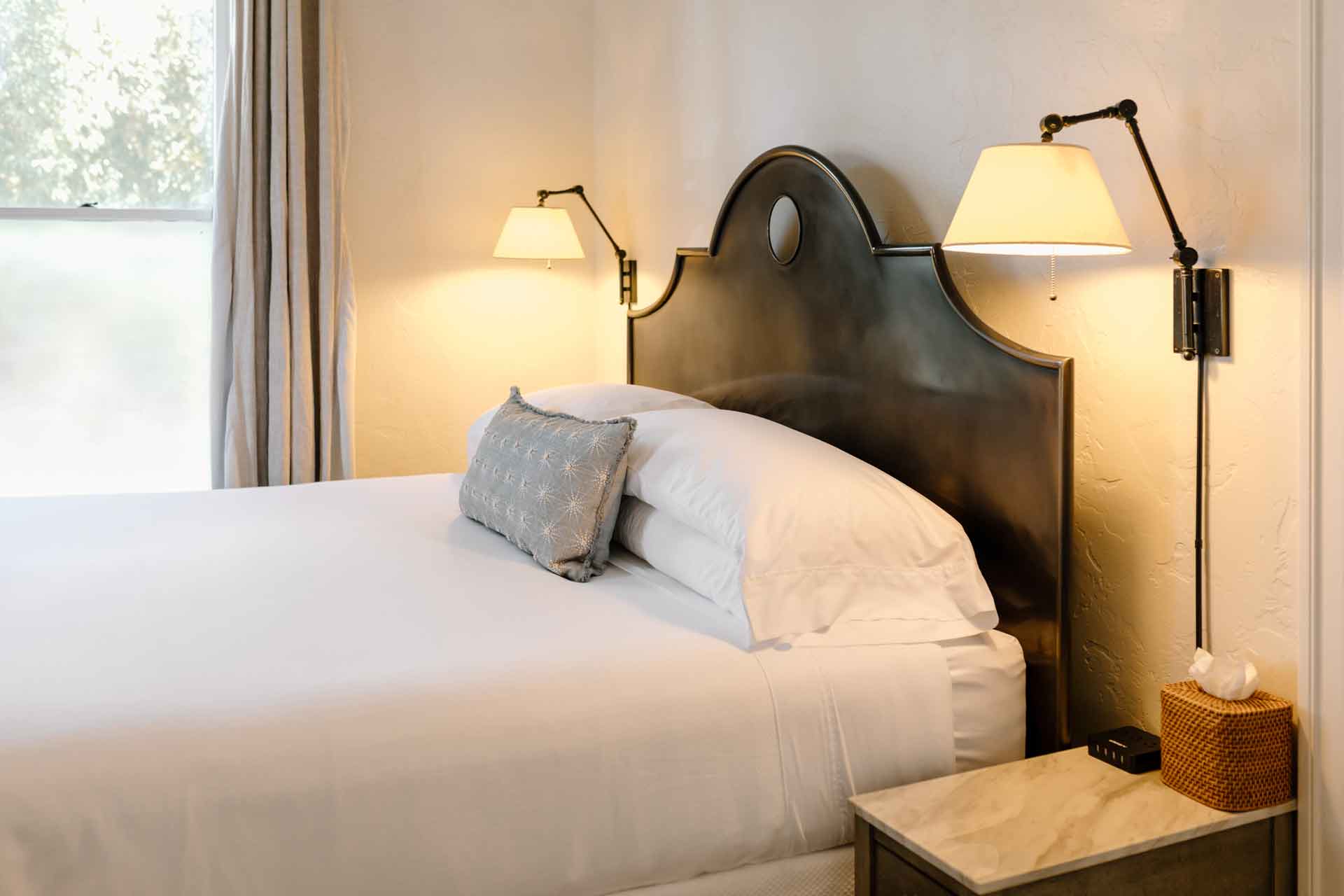 rose garden bed main king size